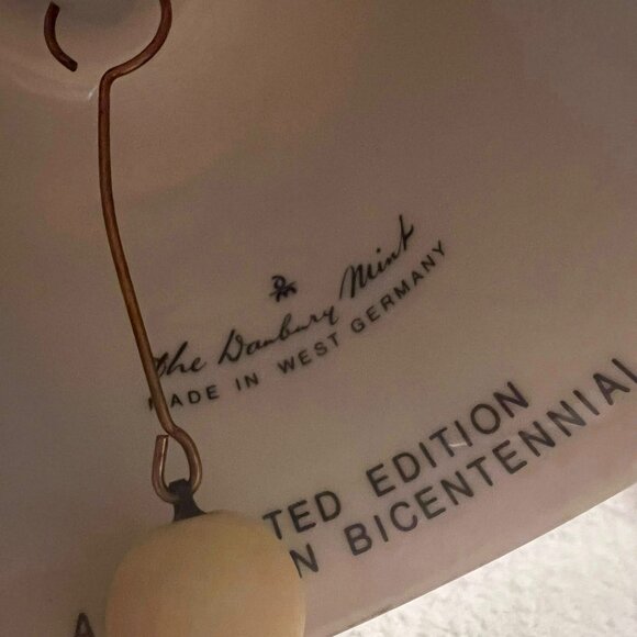 The Danbury Mint - Limited Edition America Bicentennial  Collection - Mount Vern - Picture 4 of 6